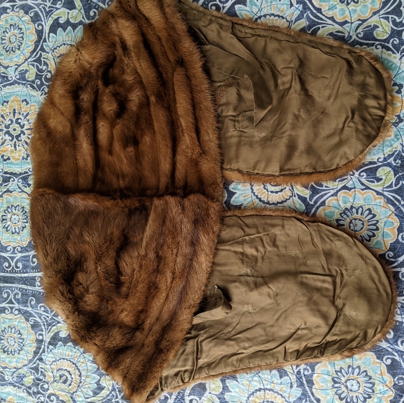 Fur wrap - Picture 3 of 3